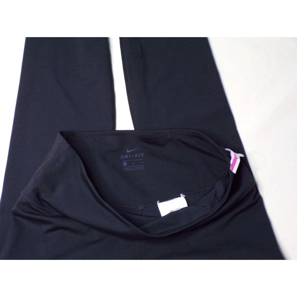 ❌❌SOLD❌❌ NIKE Dri Fit Luxe 7/8 Leggings Black - Picture 9 of 9